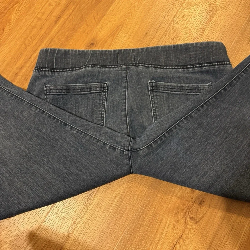 St Johns Bay High Rise Blue Jeans Elastic Waist Pull On Size‎ XL Measures 36x23